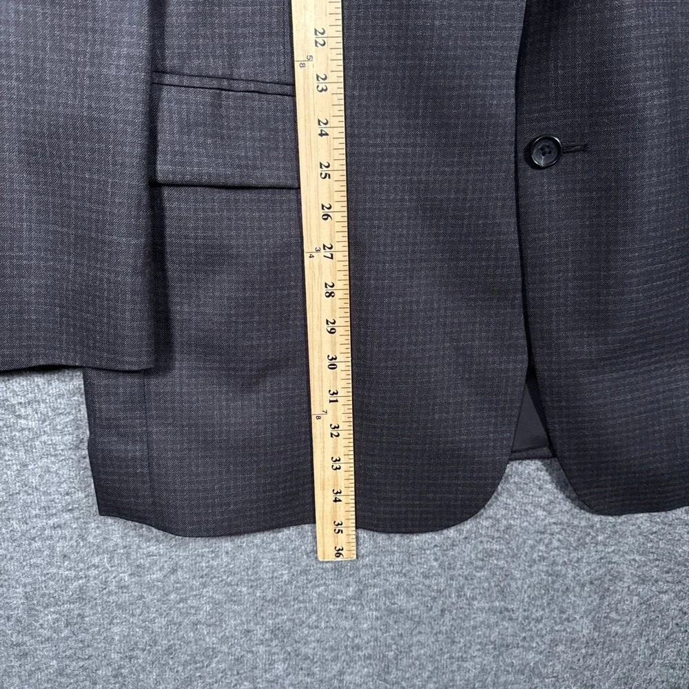 Jos A Bank Blazer Mens 46L Grey Silk Wool Signature Collection‎ Plaid Sport Coat